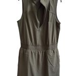 Elle NWT Olive Green Zip-Up athletic Dress. Zip front, skort w pockets. Size M Photo 6