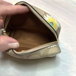 Coach NWOT  Cosmetic Makeup Case With Floral Print Photo 5
