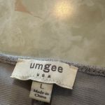 Umgee EUC  Light Gray Scoop Neckline Fully Lined Sleeveless Tank w/  Lace! Photo 5