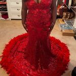 Windsor Aglist Red Prom Dress/ Gown. Photo 2