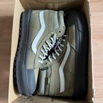 Vans Sk8-Hi Waterproof Insulated Shoe Women 9.5 US Mens 8.0 US Photo 7
