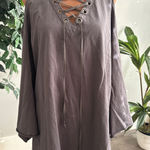 umgee USA Cold Shoulder Lace Up V Neck Gray Tunic Top Shirt Size S Photo 0