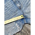 American Eagle Relaxed Denim Shorts Size 6 Light Wash Distressed Frayed Hem Blue Photo 7