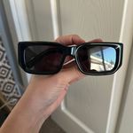 Quay  Sunglasses Photo 4