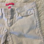 Lilly Pulitzer White Jeans Pants size 4 there is one damage see picture 7 Photo 3