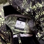 Nike  Running Lightweight Jacket Womens size XS Snakeskin Removable Hood-Vented Photo 8