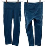 Athleta  Teal Blue Green Stealth Capri Tight Legging Crop Athleisure Athletic XXS Photo 2