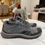 Keen  women Black and Gray Athletic Shoes Photo 1