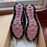 New Balance  FuelCell Summit Unknown V4 Trail Running Shoe Grey/Green Aura 8.5 W Photo 4