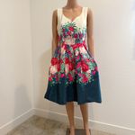 Modcloth floral fit & flare dress v-neck pleated sleeveless medium D1 2545 Photo 8