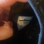 Nike Women’s air huaraches size 8.5 white and black Photo 3