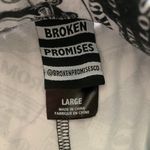 Broken Promises Leggings Photo 3