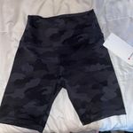 Lululemon Wunder Train HR Shorts 8” Photo 0