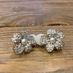 Adrian Buckley NIB England Jewellery Flower Earrings, Clip-On Photo 8