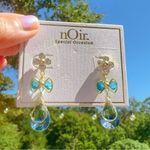 Noir floral blue bow ties purple drops gold tone drop earrings Photo 1