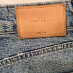 ZARA  cut off jean‎ shorts Trafaluc, embroidery, size 6 Photo 5