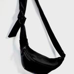 ZARA -  women Fanny Pack preowned beautiful Photo 0