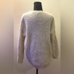 Aerie - Cream V-Neck Sweater with Ribbed Knit Size M Photo 3