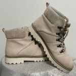 White Mountain Title:
Cliffs by ”Sabine” Women’s Hiker Boots Beige Size 8.5M(B43) Photo 1