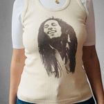 Zion Rootswear β
Bob Marley TankTop - Cream β
Photo 4