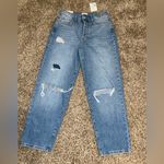 Forever 21 NWT- distressed boyfriend jeans Photo 1