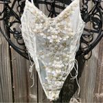 SheIn Lace Floral Applique White/Gold bodysuit S Photo 1