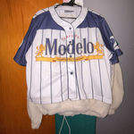 Modelo Cropped Baseball Jersey White Size L Photo 0