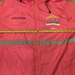run Walt Disney World 2016 marathon volunteer hooded windbreaker jacket Photo 5