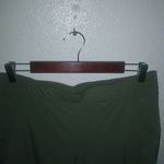 Eddie Bauer  L Lightweight Womans Pocketed Easy Care No Wrinkle Pants Photo 6