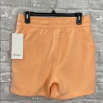 Lululemon Scuba High-Rise Short 5"
Peach Bellini Photo 1