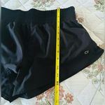 Gap Women's Black Athletic running Shorts size Medium Photo 5