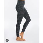 Spanx Look At Me Now Seamless Leggings, Black Camp Photo 1