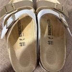 Birkenstock Women's Size 9 Arizona Split Birko-Flor sandal in white and gold Photo 2