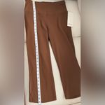 Lululemon NWT Groovy SHR Crop 23” in Brown Color Size 10 Legging Photo 13