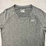 Under Armour  - Women’s Grey Fitted Short Sleeve Shirt - Size Medium Photo 2