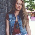 LC Lauren Conrad π΅ SALE 3/$25 DENIM MEDIUM WASH DISTRESSED VEST XS Photo 3