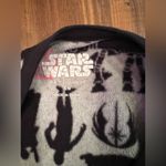 Star Wars  size 7/8 women zip up Photo 2