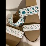 Jack Rogers Stylish Embroidered Flat Sandals - Perfect Summer Footwear size 8 Photo 6