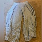 Urban Outfitters  high waisted balloon pant M Photo 7