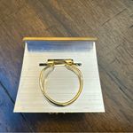 Scarf Holder‎ with White Oval Centerpiece Photo 1