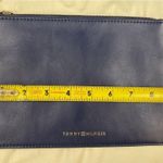 Tommy Hilfiger Women's Navy Blue Clutch Bag Zipper closure SKU 5084 Photo 4