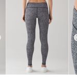 Lululemon wunder under pant 111-Line up white black 6 $98 Photo 8