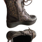 DKNY Women's Size 7.5 M Roselyn Brown Monogram Print Lace Up Combat Boots Photo 7