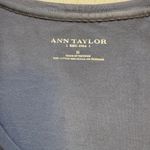 Ann Taylor - Women’s Blue Short Sleeve Top - Size Small. Photo 6