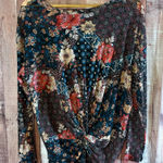 Daytrip  Floral Mesh Top Size‎ Small Photo 0