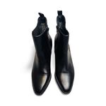 Deltan, women's Sz 9 black leather zip Photo 1