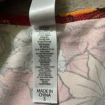 LuLaRoe Classic Tee Patrick & Poinsettias Size Sm Photo 3