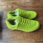 Atoms Model 000 NIB Size Women’s 8 Neon Yellow Sneakers Photo 1