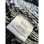 Romeo + Juliet Couture Romeo and Juliet Couture Cable Knit Open Front Sleeveless Poncho Vest Size L Photo 4