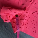 Lilly Pulitzer NEW 3” Lorna Short in Pink Sun Ray Daisy Laser Cut 4 Photo 4